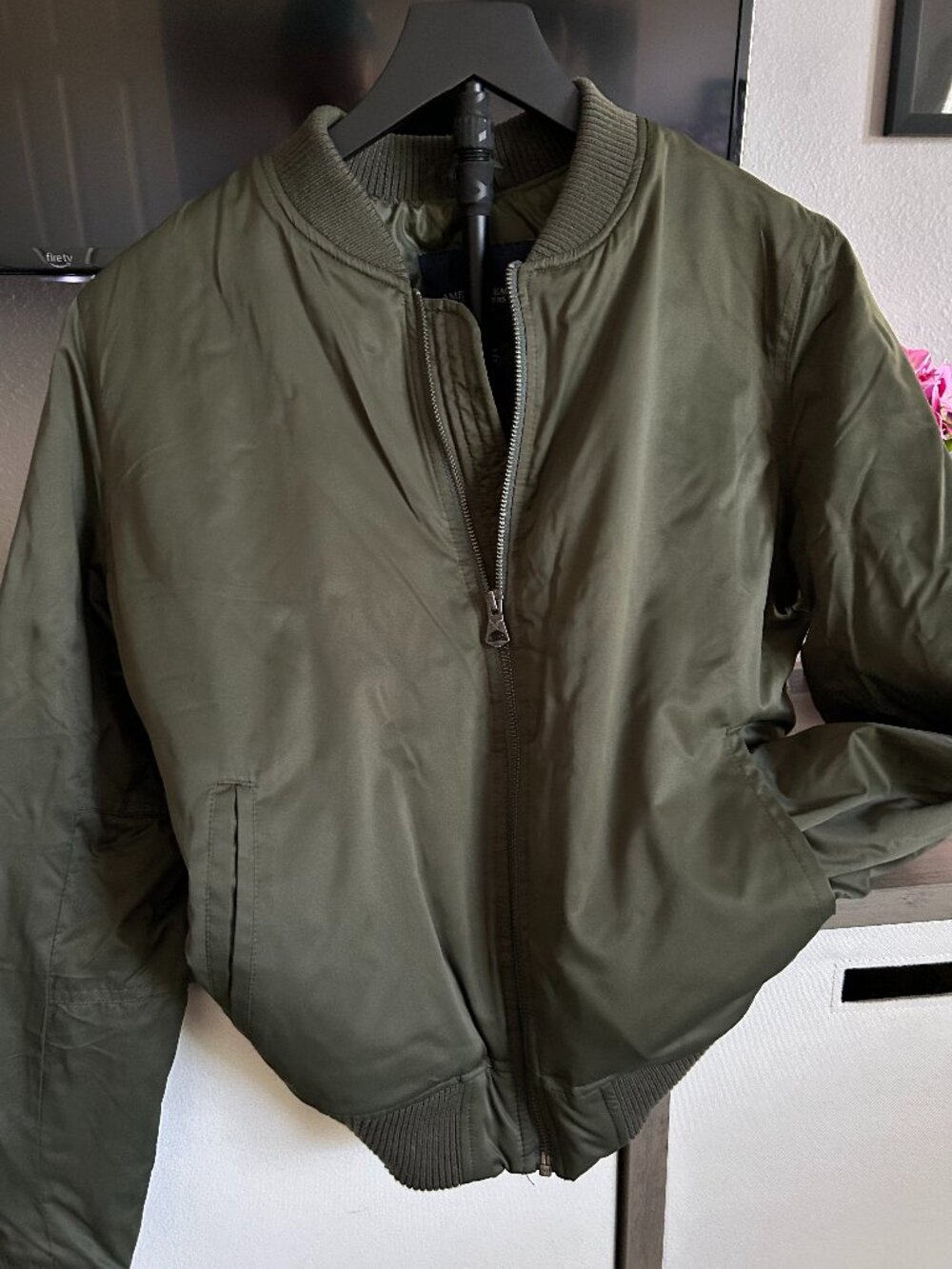 Women's American Eagle Army Green Bomber Jacket - Size Medium